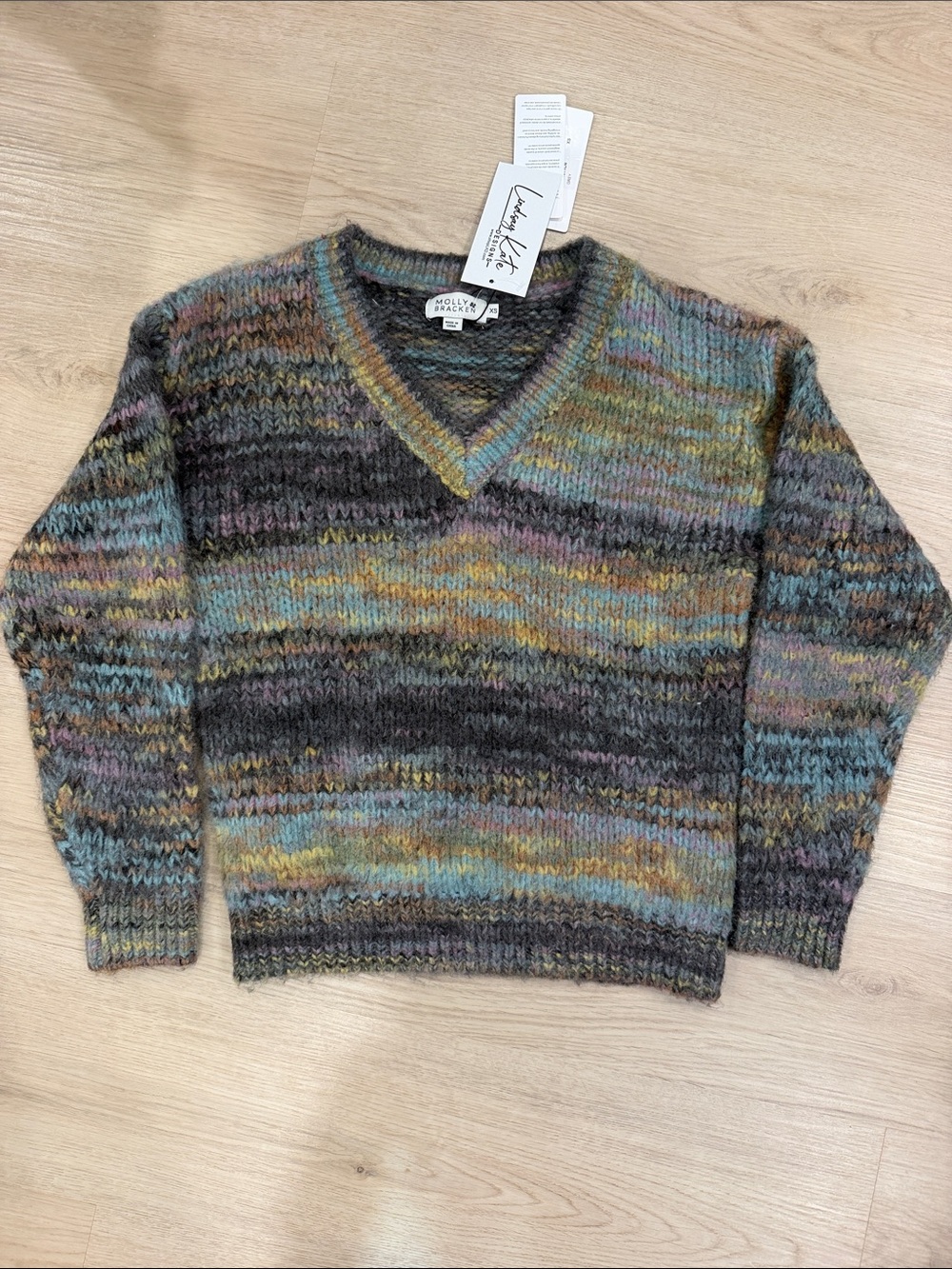 New Molly Bracken XS Multicolor V‑Neck Sweater